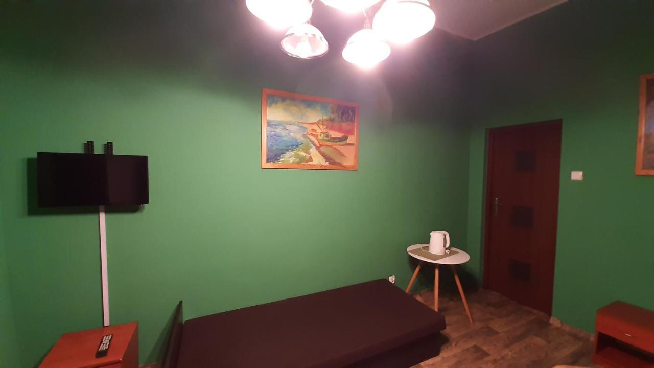 Noclegi Zdzislaw Sieradzki Zbiczno Екстериор снимка